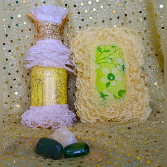 Hand Crafted Sunshine Butterfly Gypsy Bottle& LemongrassAroma PillowSet - Picture 5 of 7